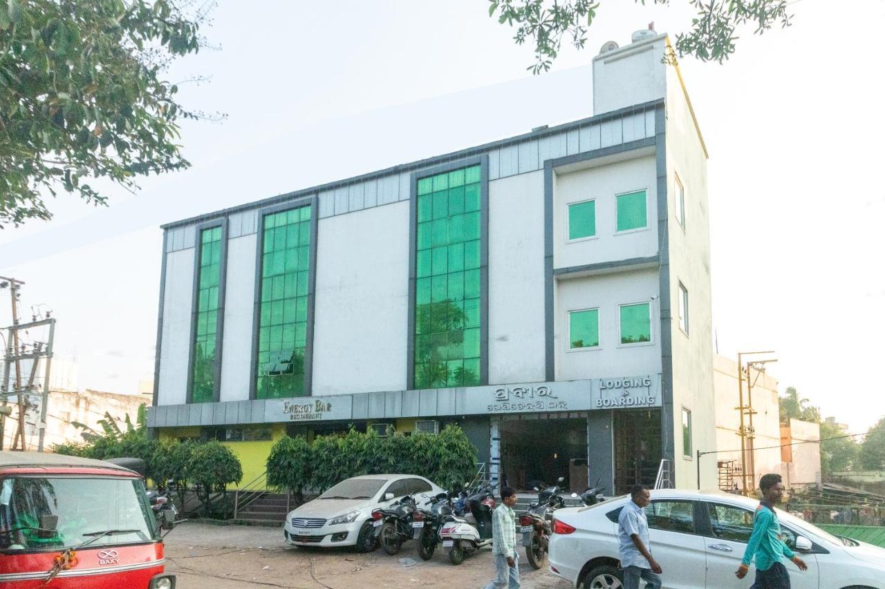 Spot On Prabir Residency Inn Urali Экстерьер фото