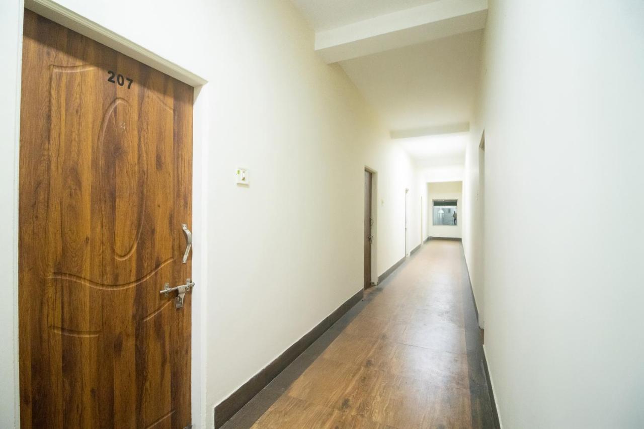 Spot On Prabir Residency Inn Urali Экстерьер фото